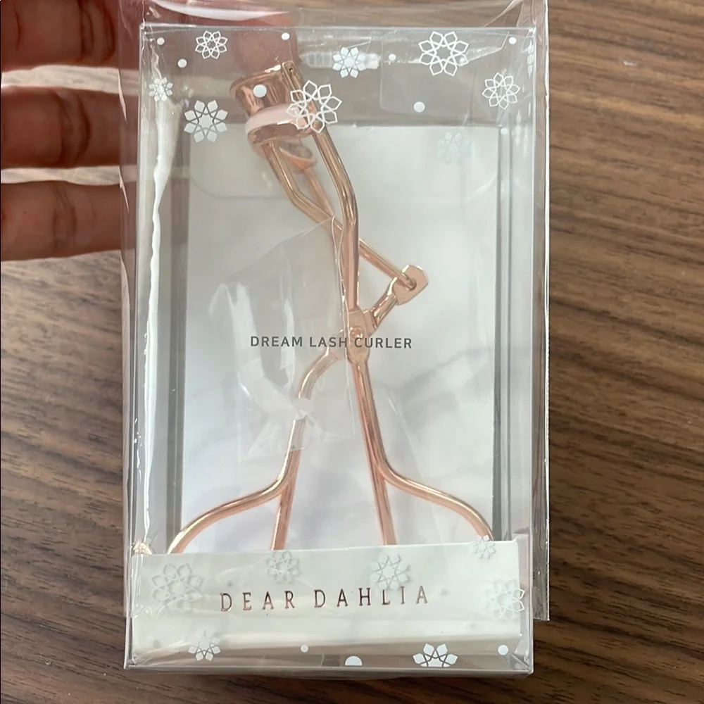 Dear Dahlia Rose Gold Lash Curler
